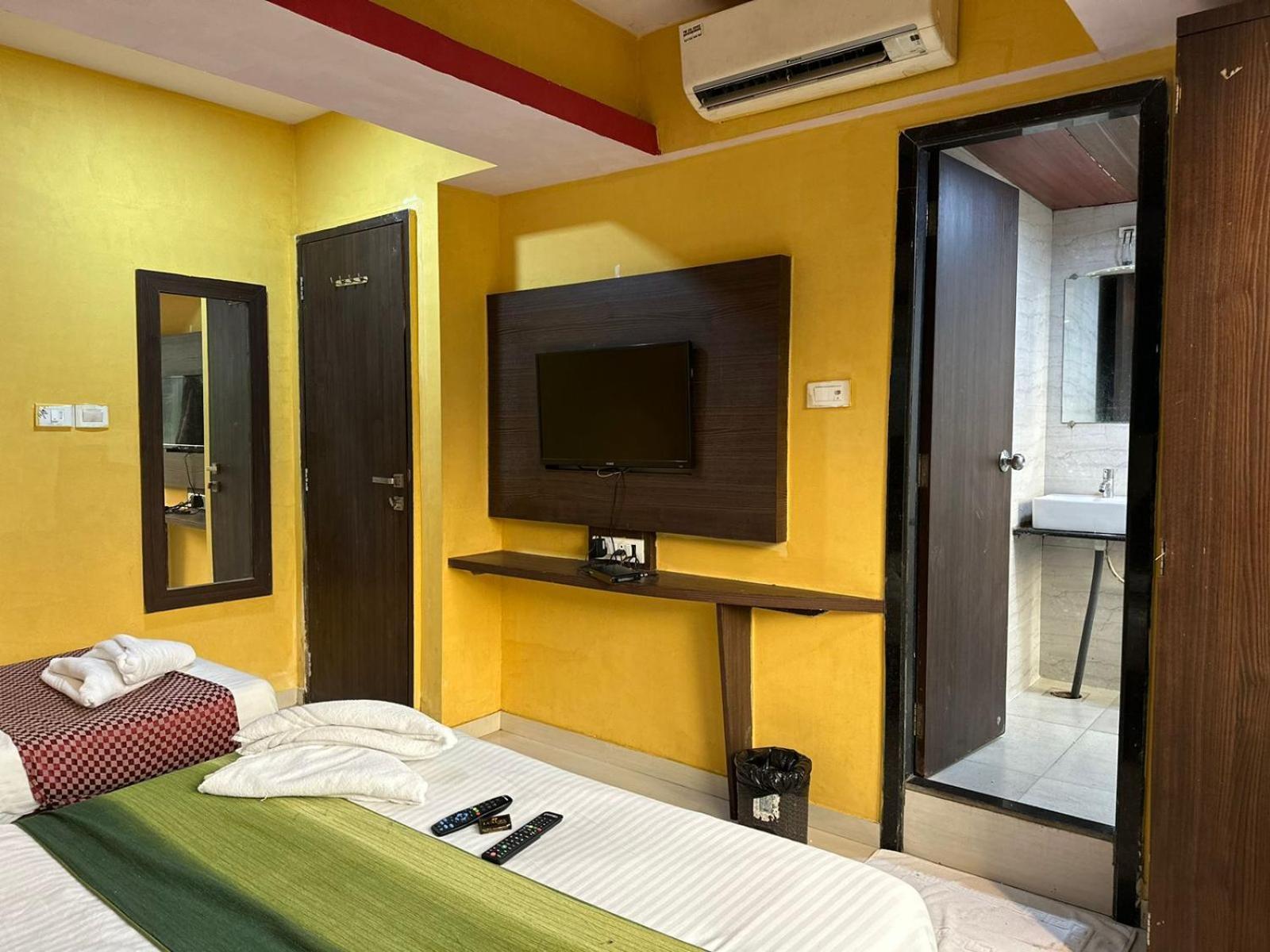 Hotel Artusinn Midc Andheri East Mumbai Exterior foto