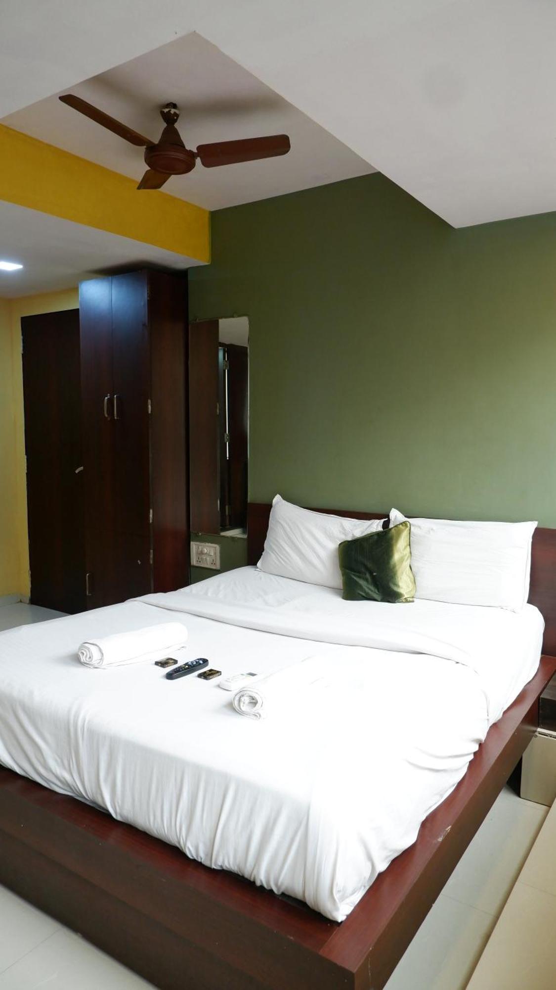 Hotel Artusinn Midc Andheri East Mumbai Exterior foto