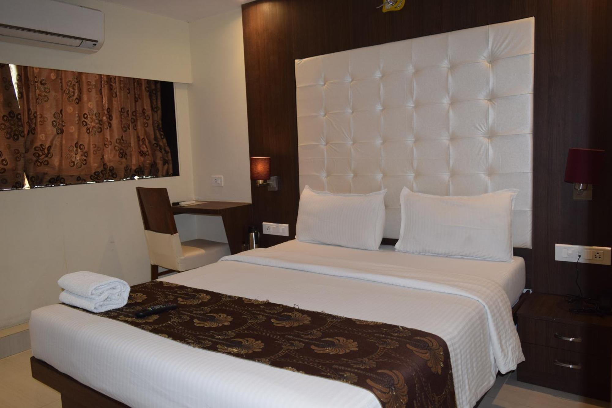 Hotel Artusinn Midc Andheri East Mumbai Exterior foto