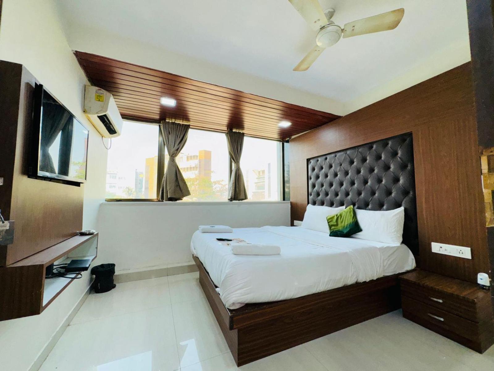 Hotel Artusinn Midc Andheri East Mumbai Exterior foto